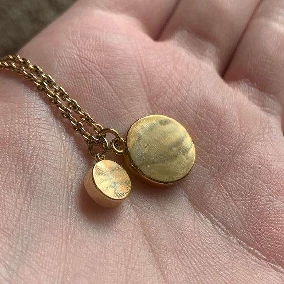 Kate Spade Necklace - Picture 3 of 4